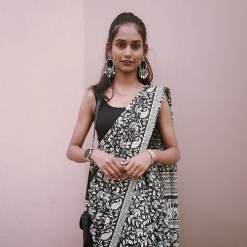 Karigari – The Monochrome Muse