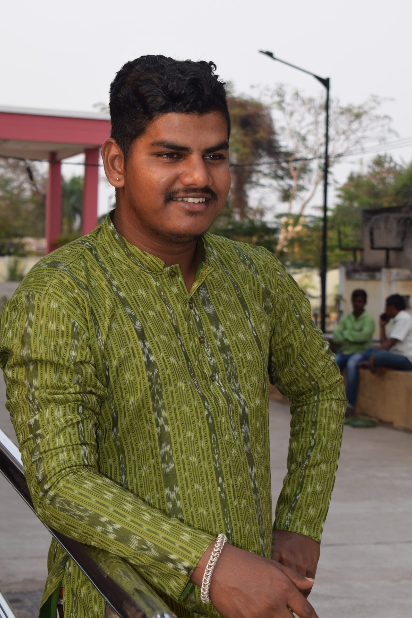 Men’s Green Handwoven Ikat Cotton Kurta – Full Sleeve - Image 3